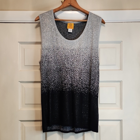 Ruby Rd. Tops - Ruby Road Woman 1X Tank Top, Silver Gray To Black On The Bottom Dressy